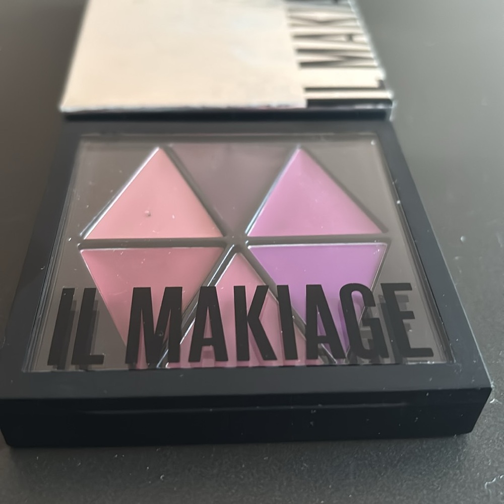 NEW IL Makiage Color Master Lip Palette - 6-Shade Lip Color Palette